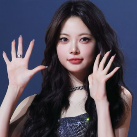 Eunchae- LESSERAFIM