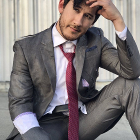 actor mark 🕴️🔫