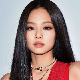 Jennie- BLACKPINK