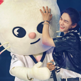 Hyunjin & Jiniret